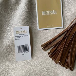 Michael Kors Brooklyn Large Leather Shoulder Bag NEW